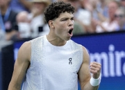 包含美网最新形势：曼城高居榜首，川崎前锋强势追赶，冠军归属成迷的词条